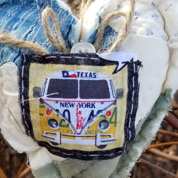 Texas Camper Van Quilt Heart - Picture 3 of 3